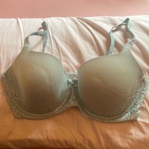 Victoria’s secret, Body by Victoria, Lined Demi, 38DDD